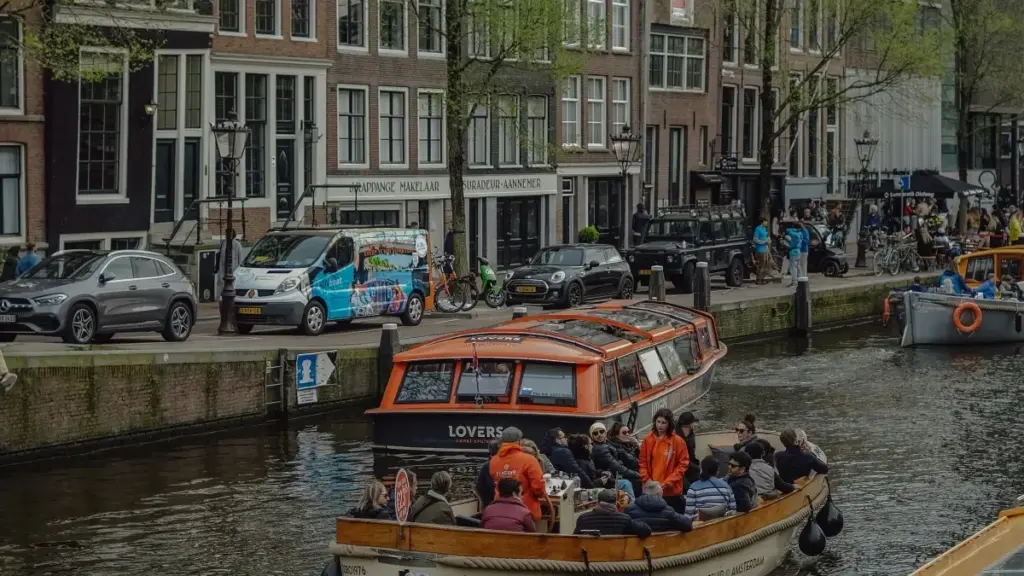 מדריך מעשי למפרסמים ישראלים: איפה ובאיך למצוא קריאייטורים מקוריאה הדרומית ב‑Discord כדי לקבל חוות דעת אותנטיות, כולל אסטרטגיות יצירת אמון, סינון ואבטחה.