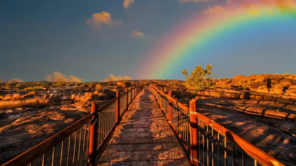 מדריך פרקטי למציאת קריאייטורים מקוסטה ריקה לקמפיינים ב-Shopee, כולל ערוצים, כלים, תמחור ואיך לבנות תוכן מאחורי הקלעים שמומר.