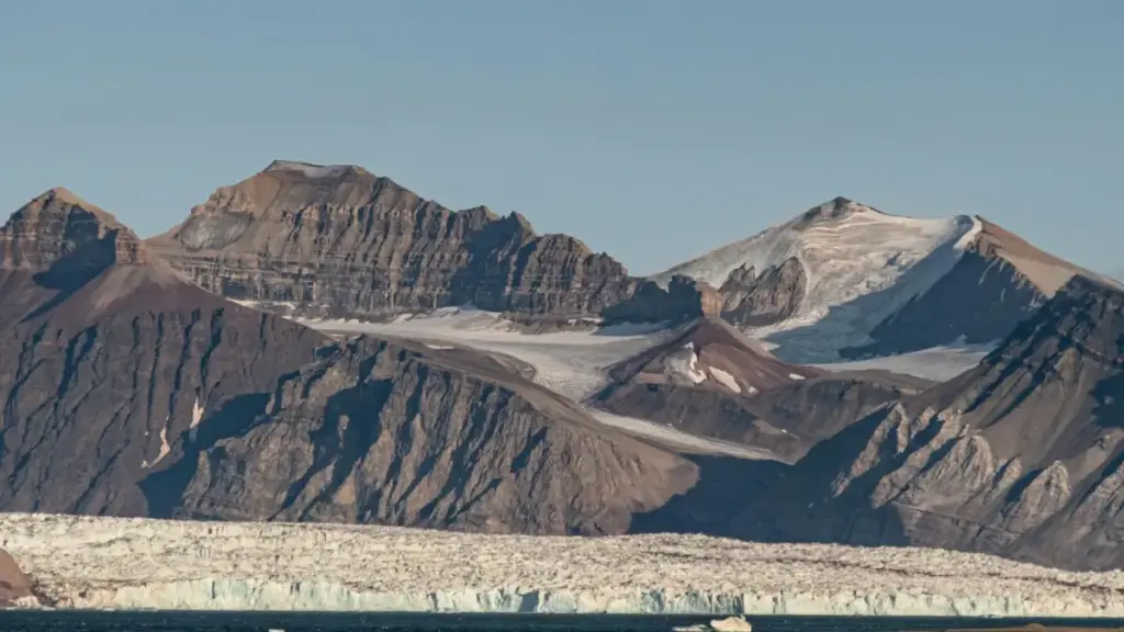 מדריך פרקטי למפרסמים בישראל: איפה ואיך למצוא יוצרי Facebook בארה״ב שיייצרו UGC אמיתי לציוד לטיולים — טיפים לפילוח, תמרוץ, תקציב ואימות איכות.