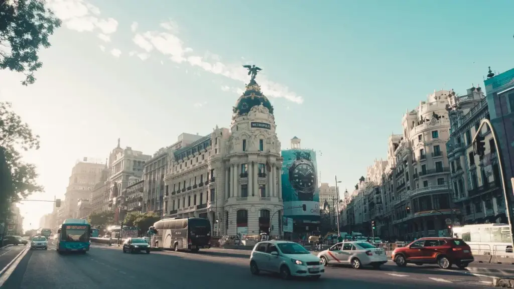 מדריך פרקטי ליצירת שיתופי פעולה עם מותגי ניו זילנד דרך Roposo — טיפים ל‑pitch, סידור סנדינג מוצרים, קמפיינים ממומנים ושימוש ב‑Matchmaking כדי להגדיל שיעורי המרה.