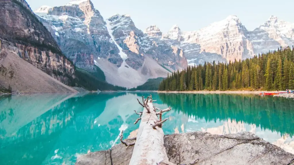 מדריך פרקטי למי שמייצר מדריכי טיול: איך למצוא, לפנות ולשתף פעולה עם מותגי סינגפור דרך vkontakte — טיפים, תסריטים ודרכי פעולה מותאמות לשוק 2026.